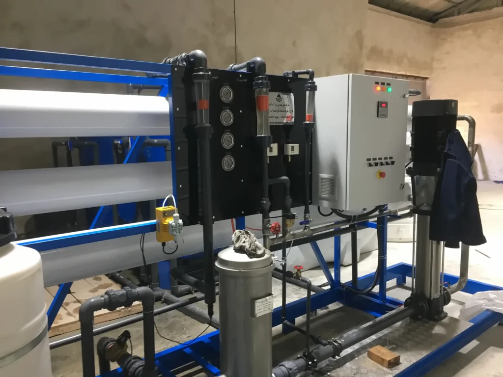 آب شیرین کن (RO) ۳۰۰ مترمکعبی شرکت فولاد سهند آسیا